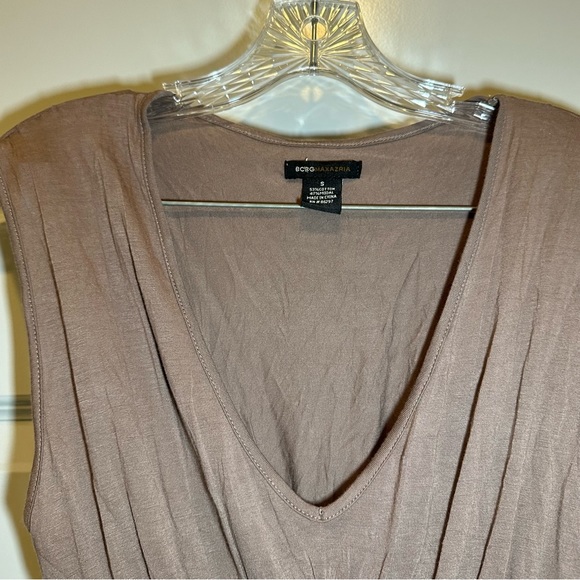 NWT BCBGMAXAZRIA Brown Embroidered Accent V Neck Dress S - Picture 4 of 10